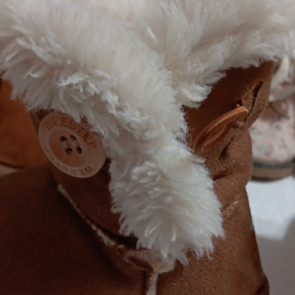 WEE STEP Sherpa faux suede Ankle Boots, sz. 9 youth girls - Picture 9 of 11